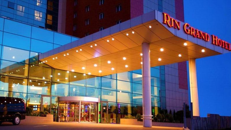 Garsoniera Rin Grand Hotel بوخارست المظهر الخارجي الصورة